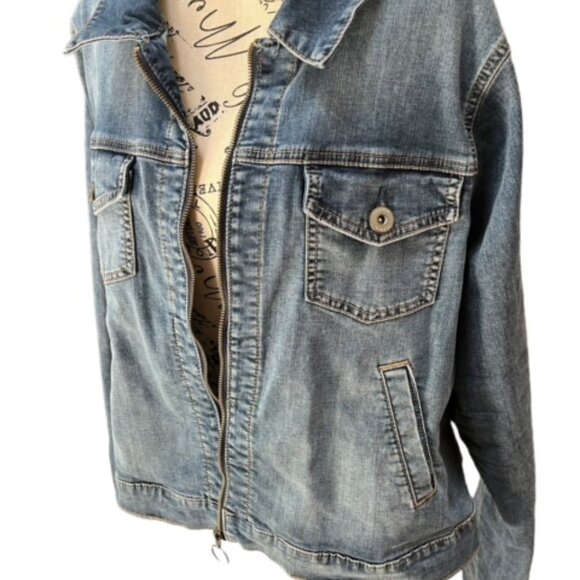 Jean Jacket By C Rainwater - Picture 2 of 4
